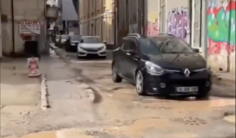 İzmir’de altyapı çalışması çileye döndü