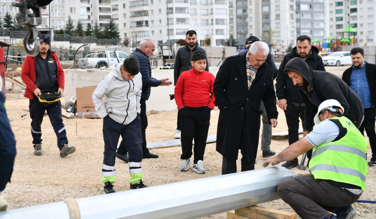 Millet Bahçesi’nde dönüşüm çalışması
