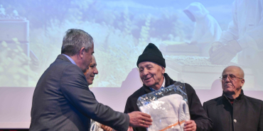 üreticinin yanında