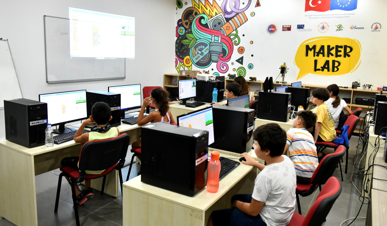 Muratpaşa’da Robotik Kodlama eğitimi başlıyor