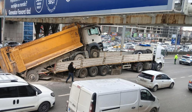 Ankara’da akıl almaz kaza