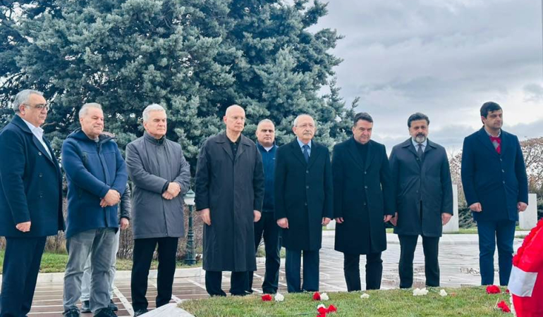 Kılıçdaroğlu Baykal’ı andı