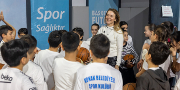 baskan-mutludan-spor-okullarina-surpriz-ziyaret-7