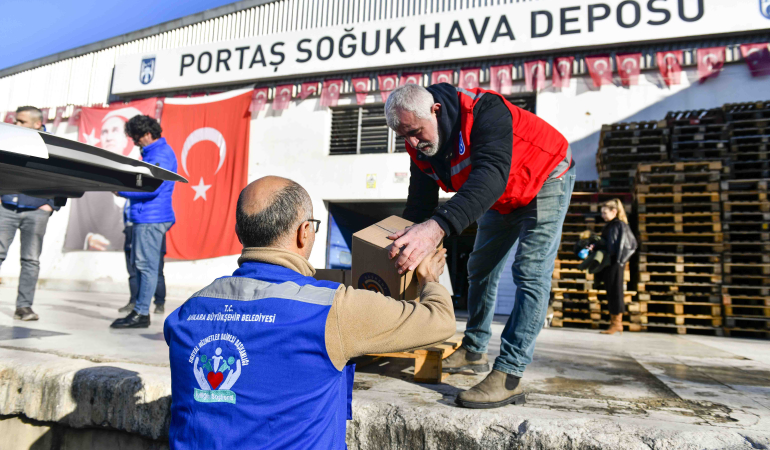 d9f8b571-4fd3-47b2-8af3-a741337ef5d6