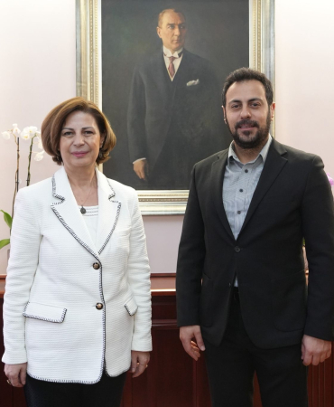 dcdccb11-1677-4b0b-a985-c192942d92e7