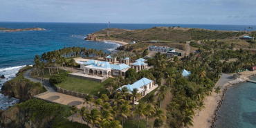 epstein adası öne çıkan