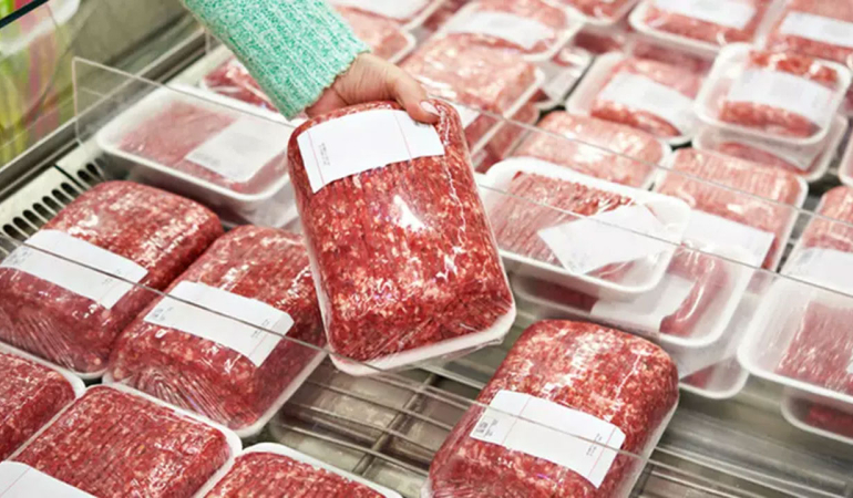 İndirimli et krizi büyüyor: Kota var ama reyonlar sabah bitiyor