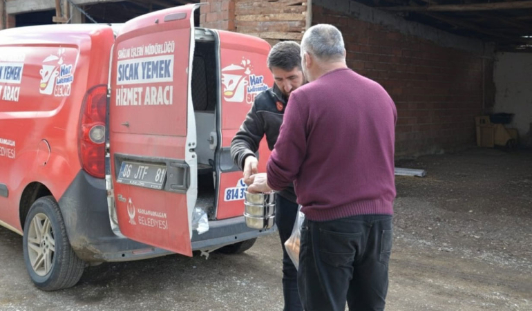 Yemek kapıya kadar gidiyor!