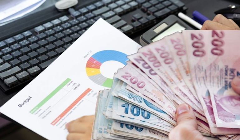 Ocak’ta 214,5 milyar açık verdi