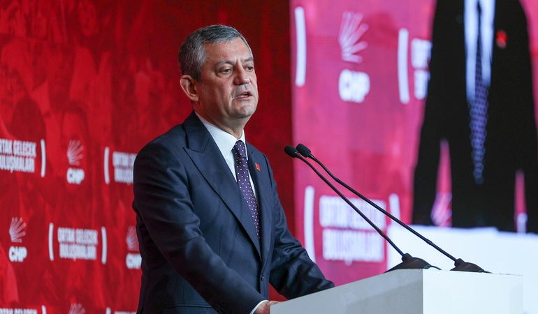 O konferans sonrası dikkat çeken paylaşımlar