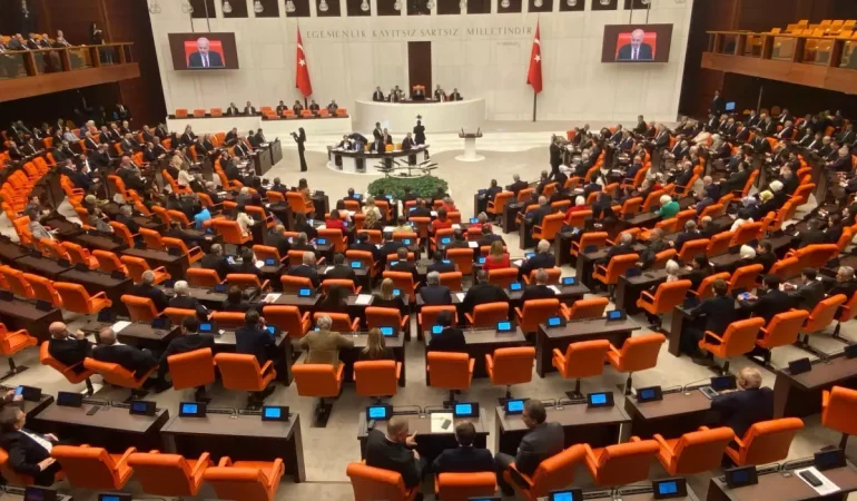 tbmm-genel-kurulu-toplandi-19432905_amp.jpg