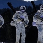 MSB KOMANDOLARIN SARIKAMIŞ'TA DONDURUCU SOĞUKTAKİ TATBİKATINI PAYLAŞTI