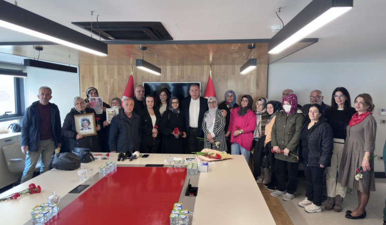 Gürsel Tekin’den uyuşturucu uyarısı