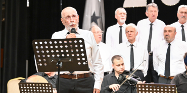 ÖNCE DİYALİZ, SONRA KORO (1)