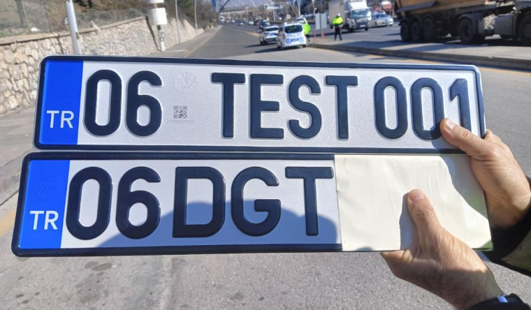 Standart ve “APP” plaka arasındaki farklar