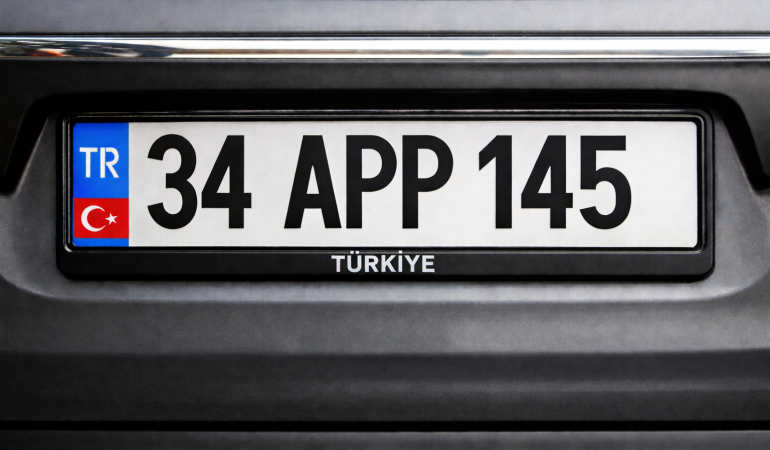 Standart dışı plakalar ücretsiz değiştirilecek