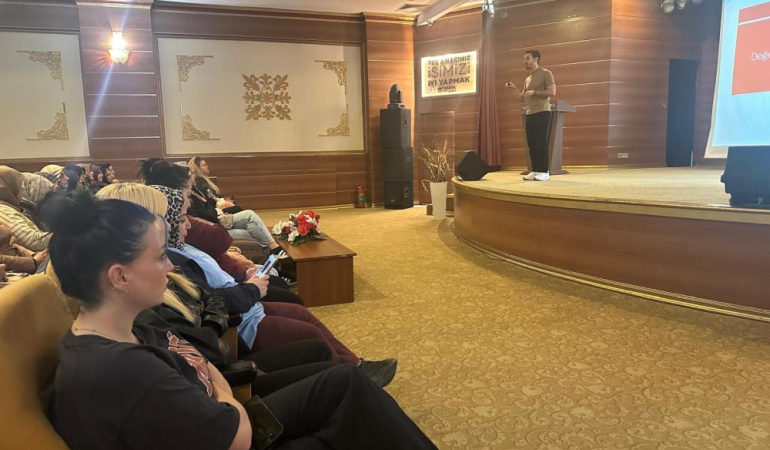 Pursaklar’da toplumsal değerler semineri