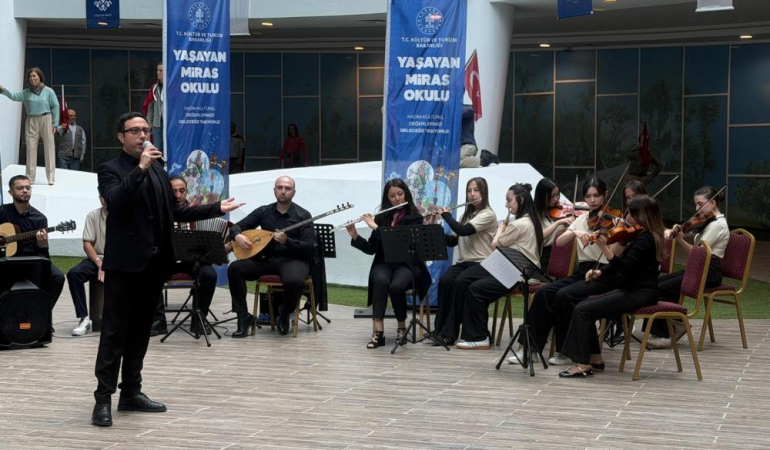 Ankara’da bir “Gençlik Şöleni”