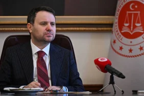 4-isim-hakkindaki-yargilama-sureci-akin-gurlek-e-soruldu-aym-ve-aihm-kararlari-neden-uygulanmadi.jpg