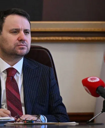 4-isim-hakkindaki-yargilama-sureci-akin-gurlek-e-soruldu-aym-ve-aihm-kararlari-neden-uygulanmadi.jpg