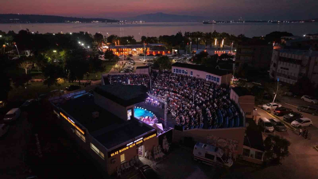 ALİAĞA'DA EMEL TAŞÇIOĞLU RÜZGARI