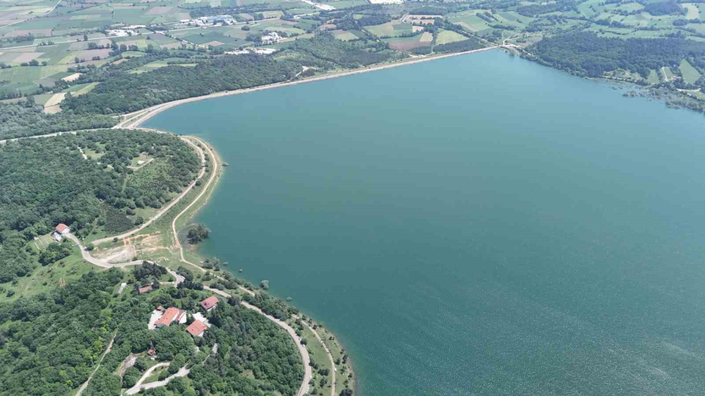 BOLU'DA İÇME SUYUNUN KARŞILANDIĞI BARAJ GÖLET'İNDE SU SEVİYESİ YÜZDE 100'E ULAŞTI