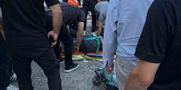 SİİRT-ERUH KARAYOLUNDA KONTROLDEN ÇIKAN TIR DEVRİLDİ: SÜRÜCÜ AĞIR YARALANDI