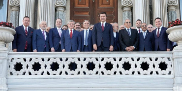 d-8-zirvesi-aile-fotografi-20.06.2026